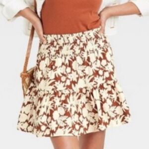 NWT Universal Thread Floral Ruffle Skirt Size Medium